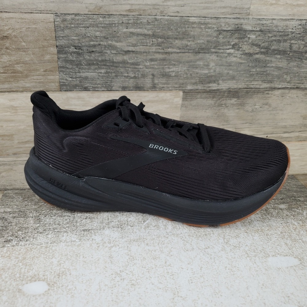 Brooks Revel 8 Womens Shoes Sz 7.5 B Running Dark Black Lace Up Comfort Sneakers